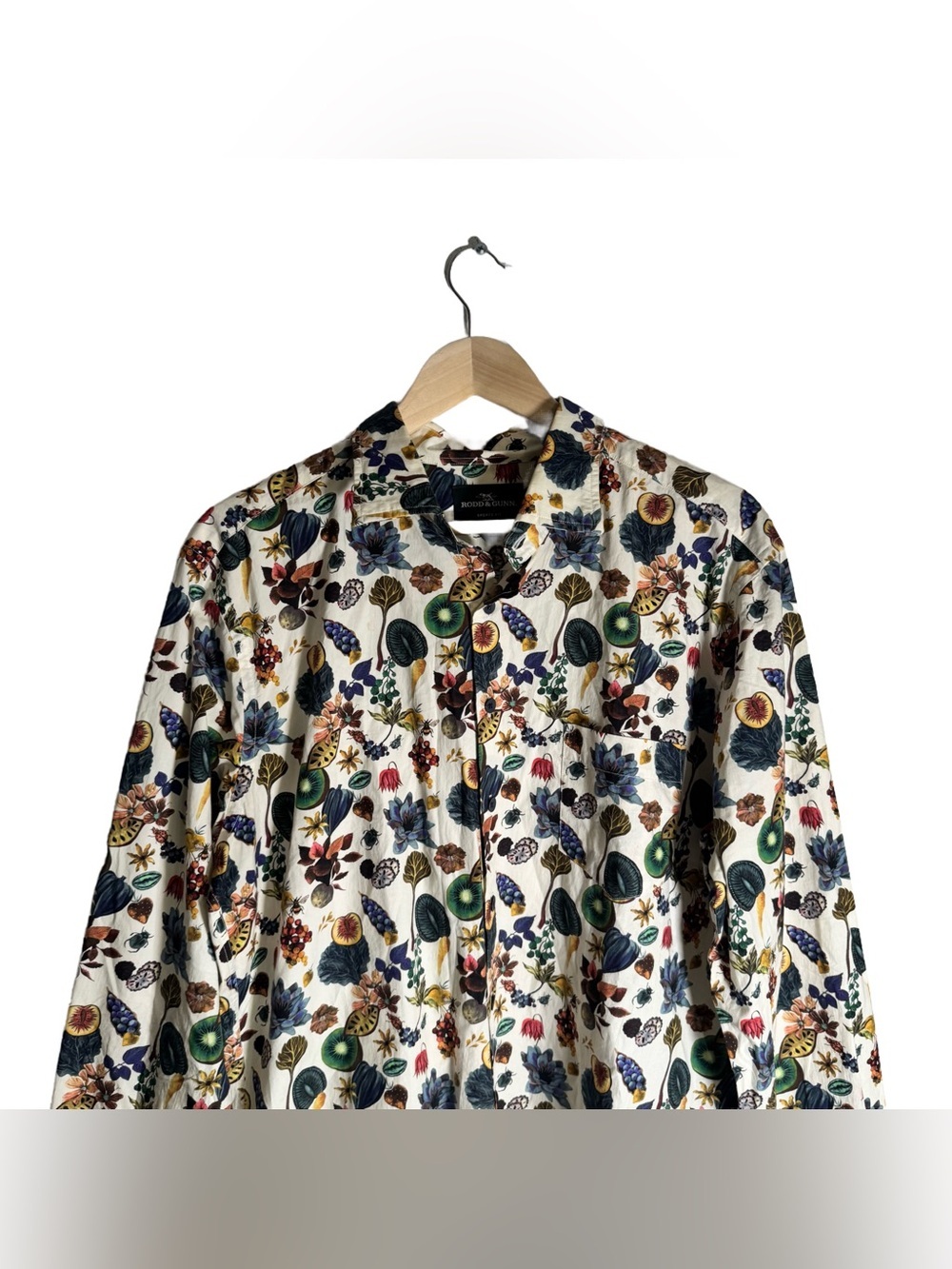 Rodd and Gunn Men's XL Floral Fruit Button Up Shirt Eclectic Italian Cotton Top - Picture 2 of 7